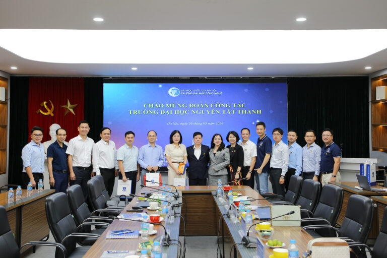 Trường Đại học Công nghệ chia sẻ kinh nghiệm xây dựng đại học số, mở rộng hợp tác đào tạo với Trường Đại học Nguyễn Tất Thành